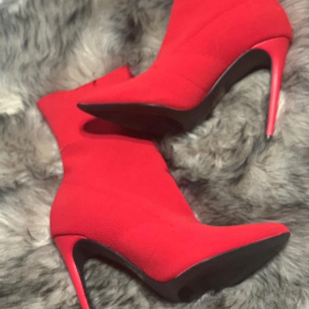 Steve Madden booties
